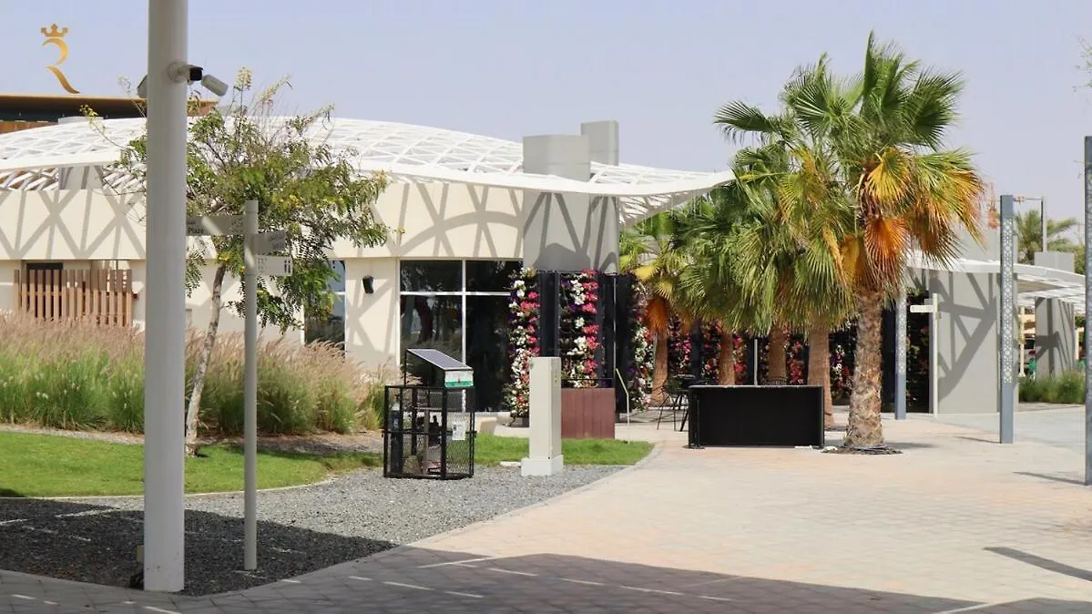 Appartement 1Br Masdar Getaway Poolside Living With Free Parking à Abou Dabi